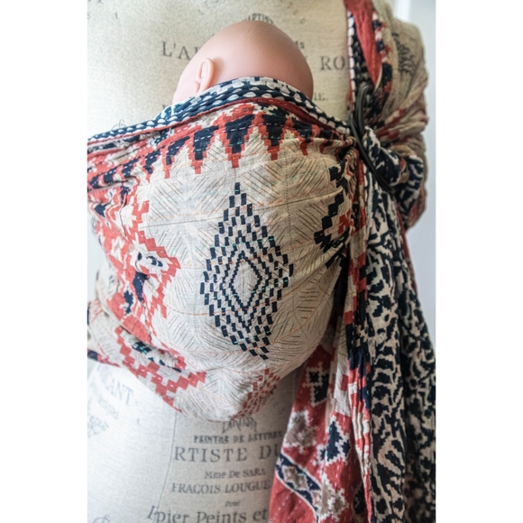 EUC Kantha Bae African Tribal Ring Sling - Picture 2 of 6